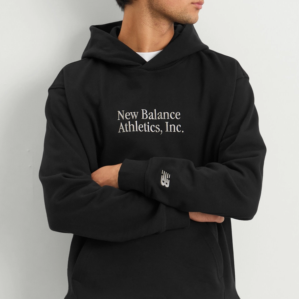 New Balance Men's Athletics Classics Hoodie Black